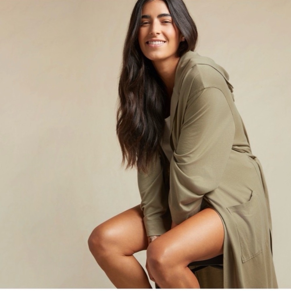 Parachute Tencel Sleep Robe - Picture 3 of 14
